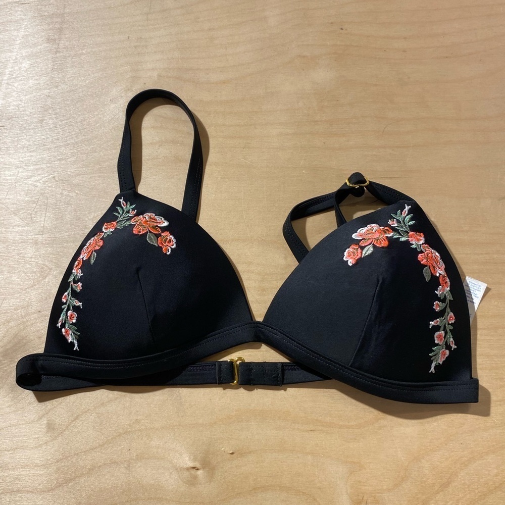 Rue Bleu by Rue 21 Embroidered Floral Black Bra Size Medium (AL)